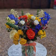 Vase arrangement